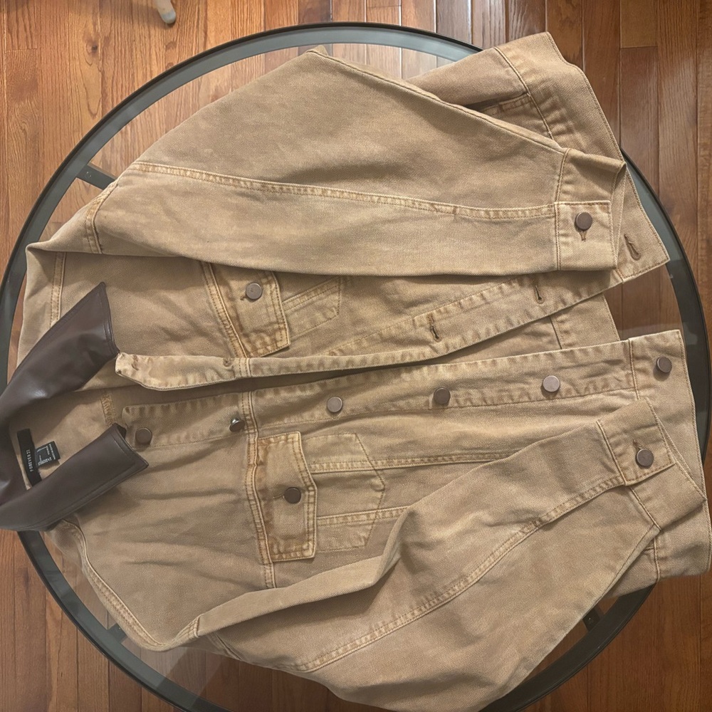 Tan Denim Jacket with Brown Collar